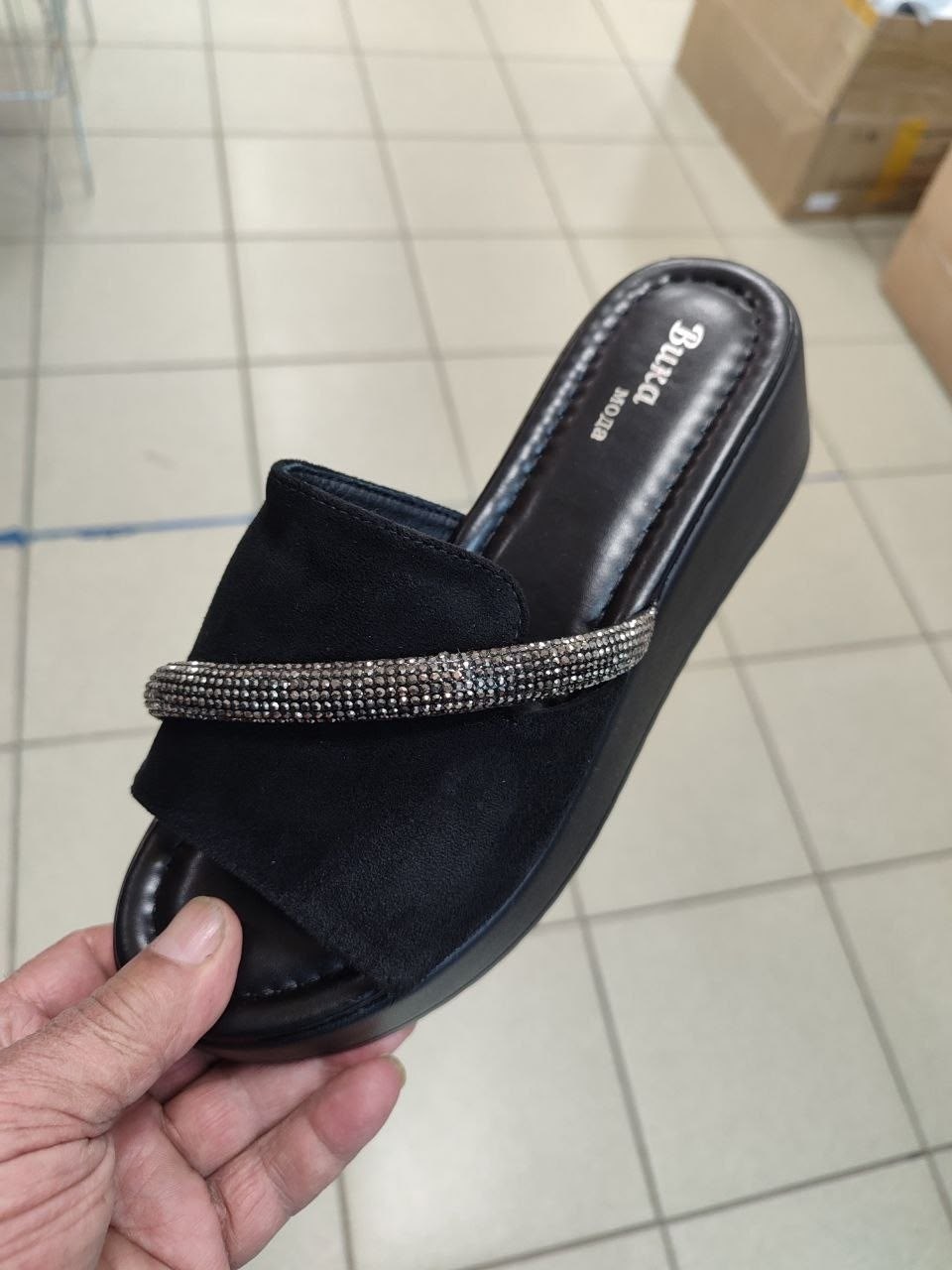 ,шлепанцы со стразами,женские шлепанцы,шлепки женские,шлепки со стразами