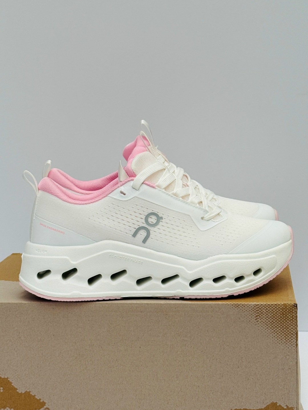 кроссовки,кроссовки женскиe, спортивная,спортивные кроссовки,кроссовка