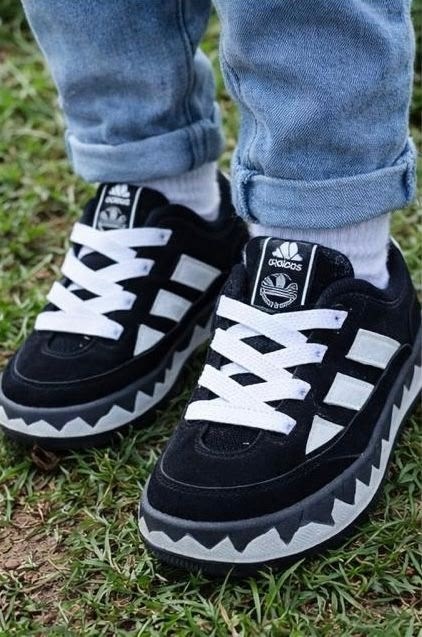 кроссовки adidas,,adidas gazelle черные замшевые,низкие замшевые кроссовки samba xlg adidas черный,кроссовки адидас летние