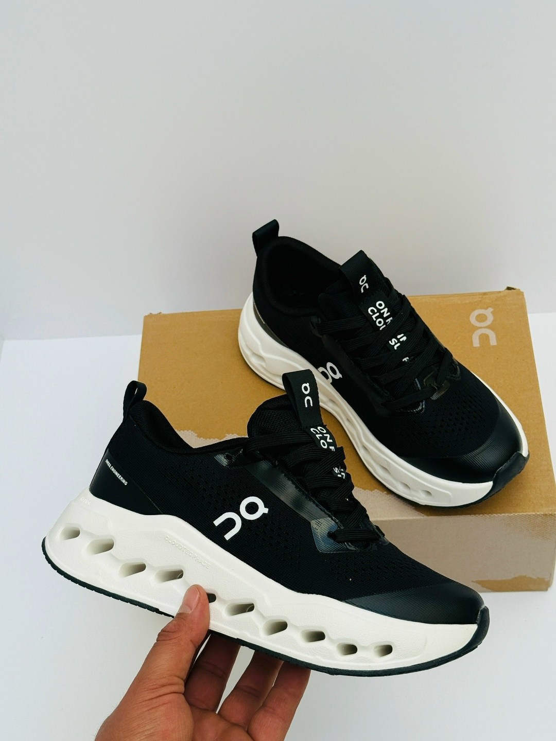 женские кроссовки,кроссовки on,кроссовки мужские женские,кроссовки мужские,черные кроссовки