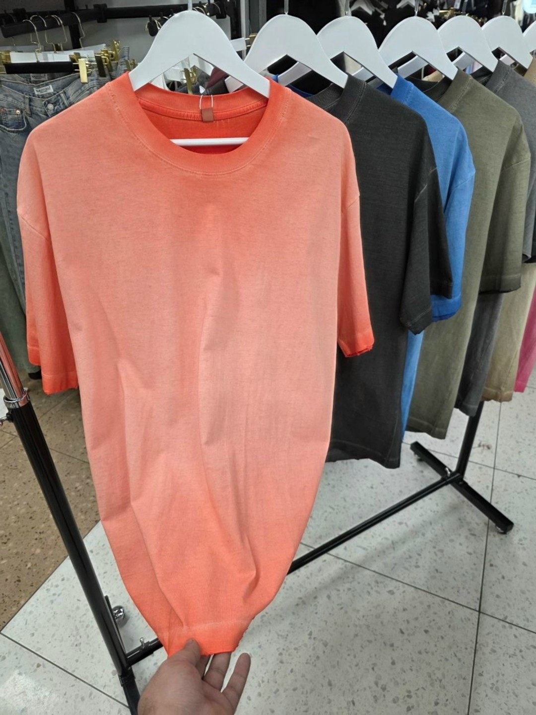 мужская футболка,бежевая футболка,футболка,футболки оверсайз,футболка базовая