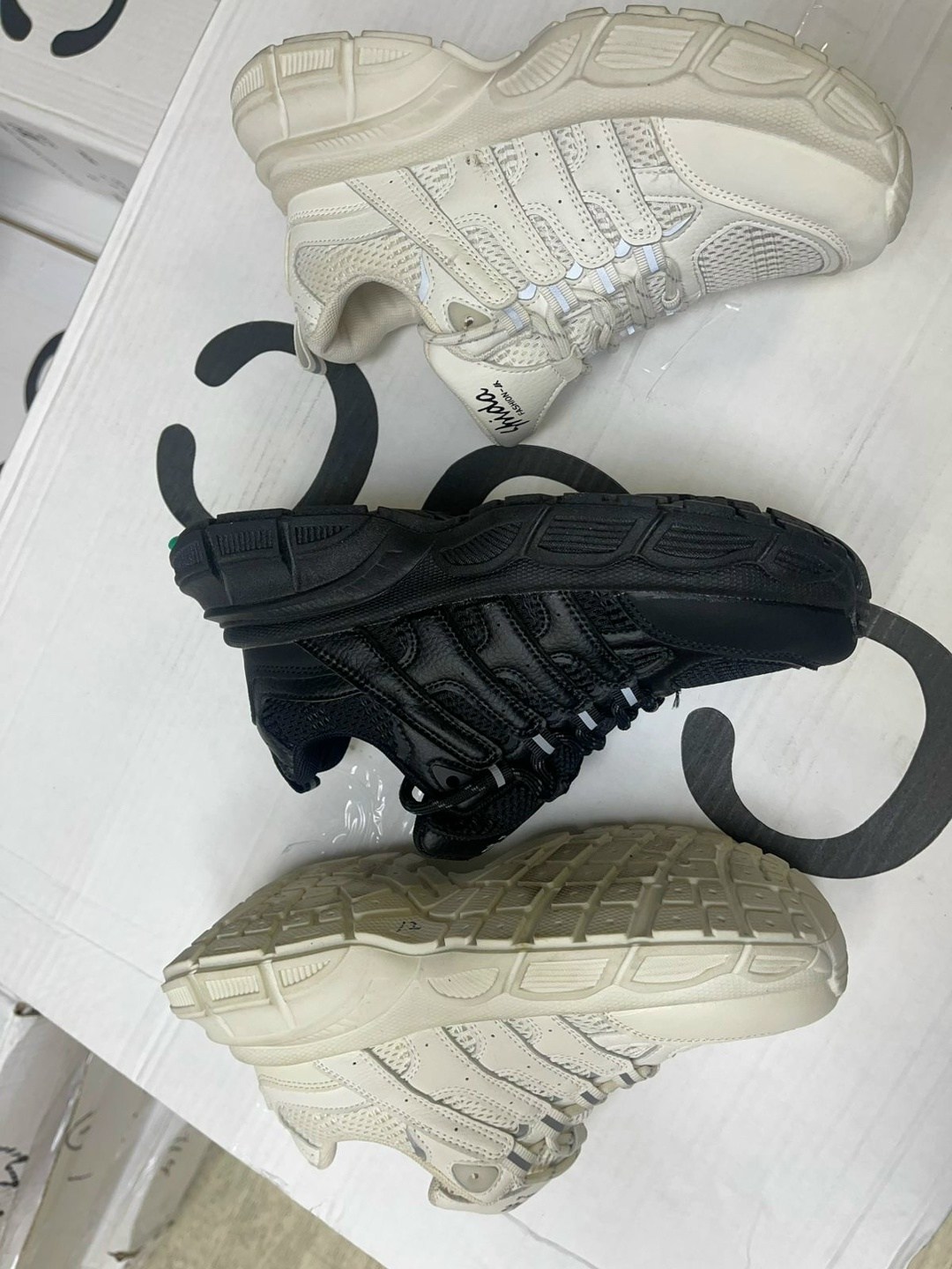 кроссовки,женские кроссовки,массивные кроссовки,повседневные кроссовки,модные кроссовки