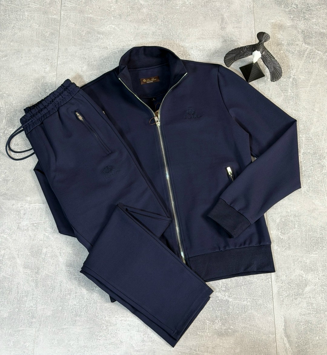 спортивный костюм brunello cucinelli,спортивный костюм stefano ricci,спортивный костюм boss,мужские спортивные костюмы stefano ricci,мужские спортивные костюмы