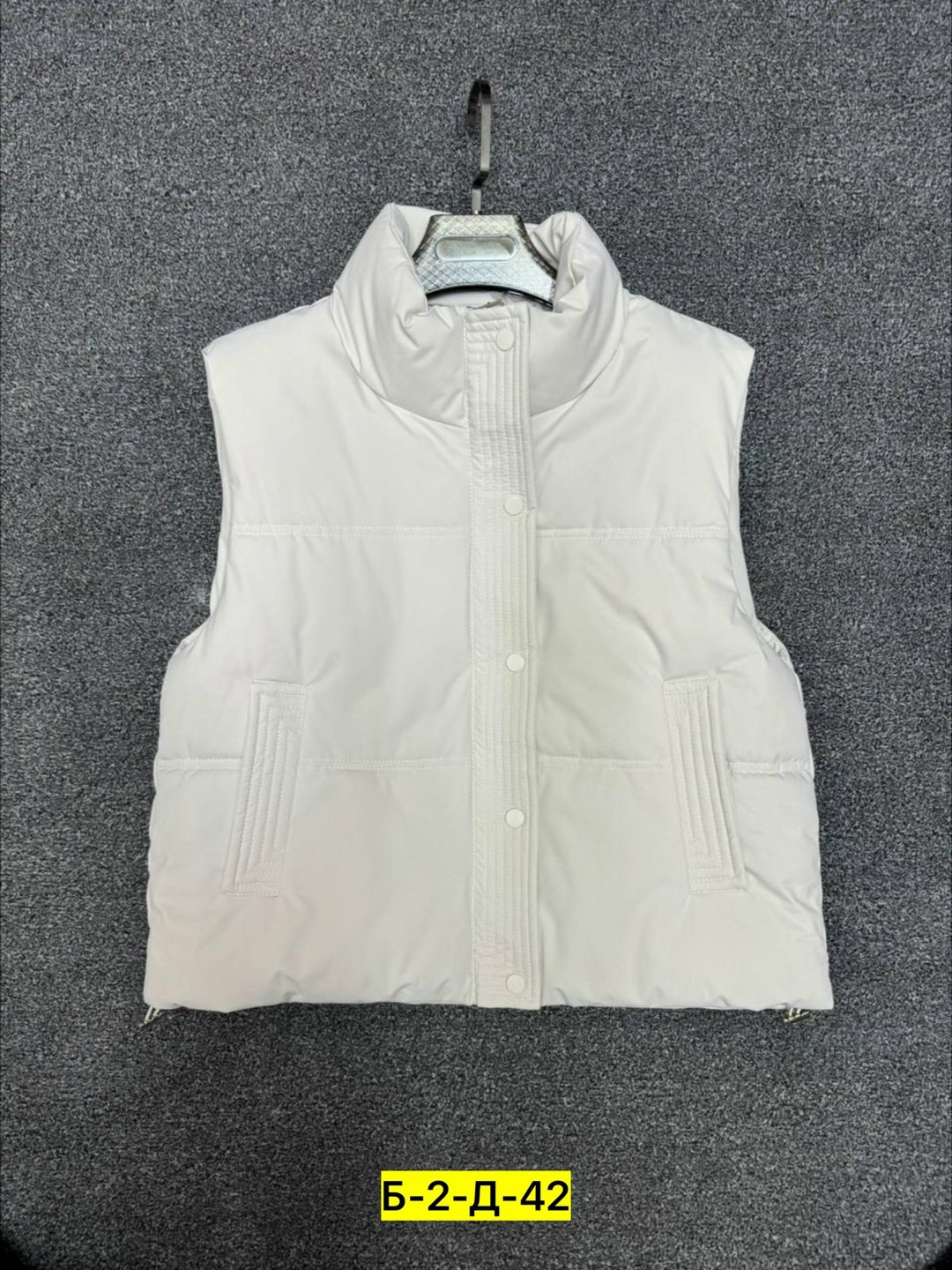 женская жилетка,жилет женский,жилетка,жилетка женская утепленная,жилетка женская теплая