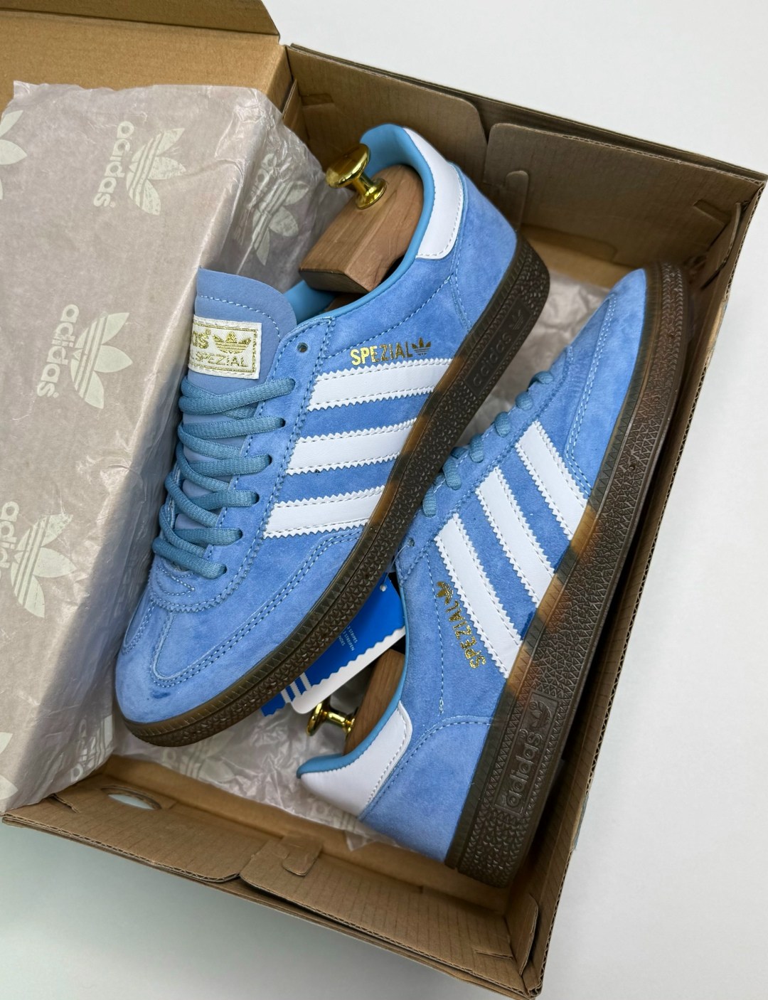 кроссовки adidas spezial,адидас кроссовки специал spezial,кроссовки adidas spezial голубые,adidas originals handball spezial,adidas handball spezial