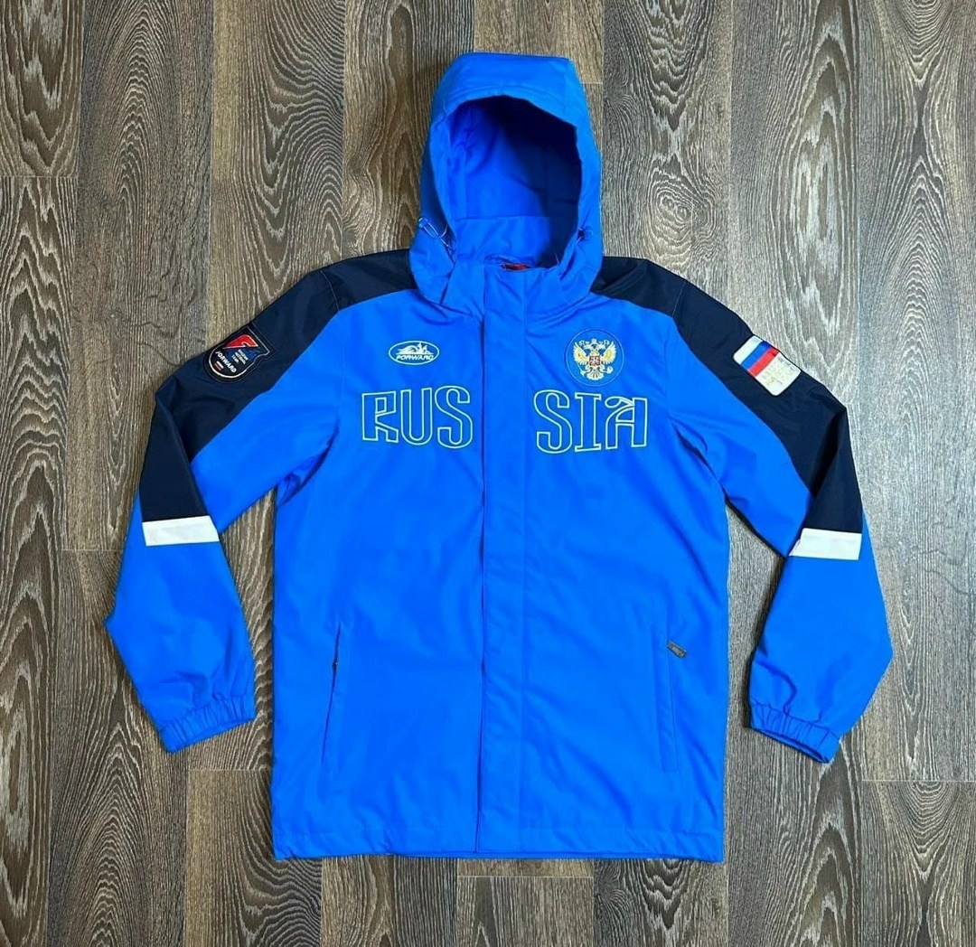 ветровка адидас мужская красная,красная куртка адидас мужская,мужская спортивная куртка adidas,adidas ветровка,куртка adidas