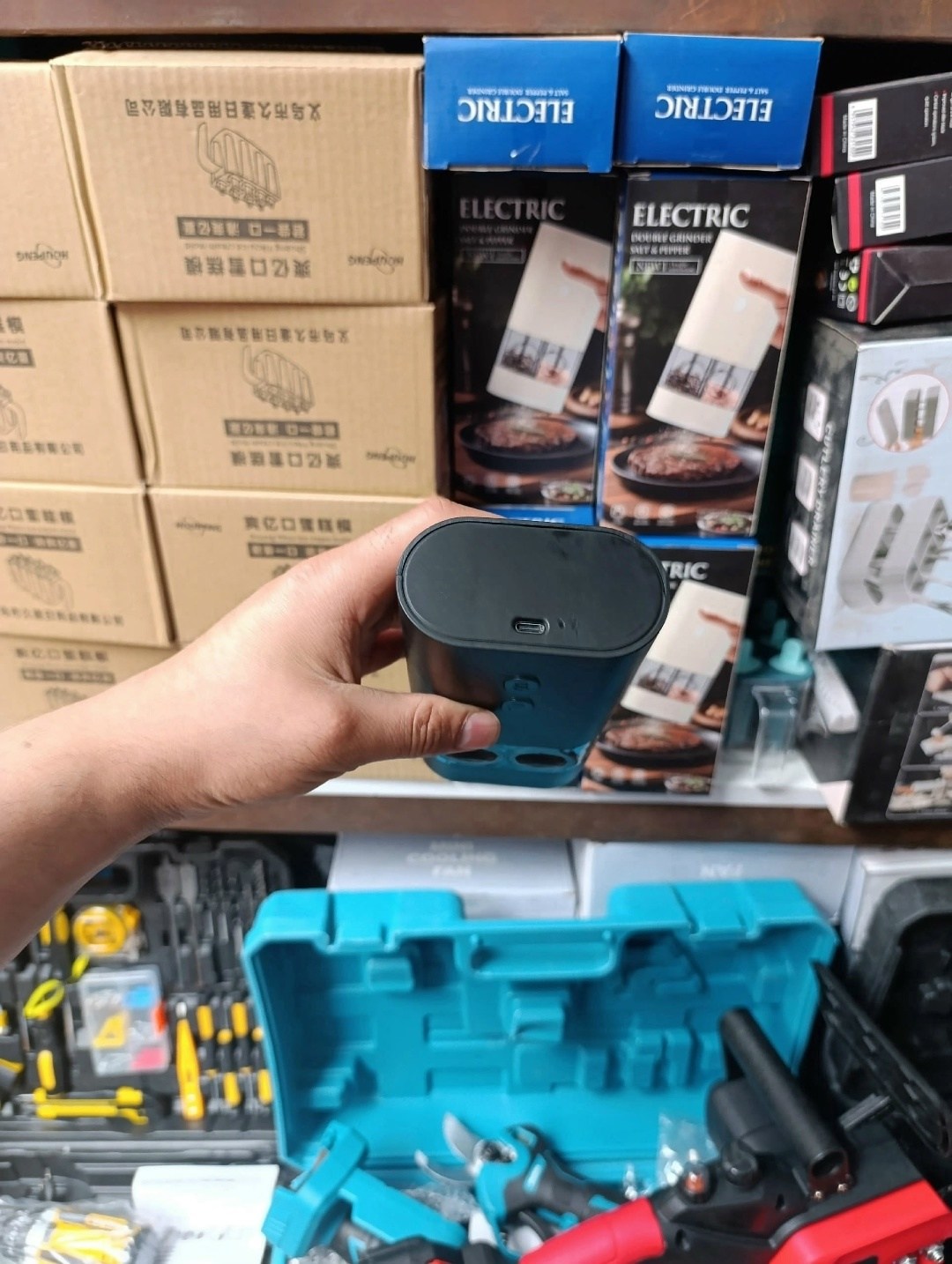 мельница для специи электрическая,электрическая мельница для специй huohou electric,электрическая точилка для ножей,электромельница для специй,перцемолка электрическая