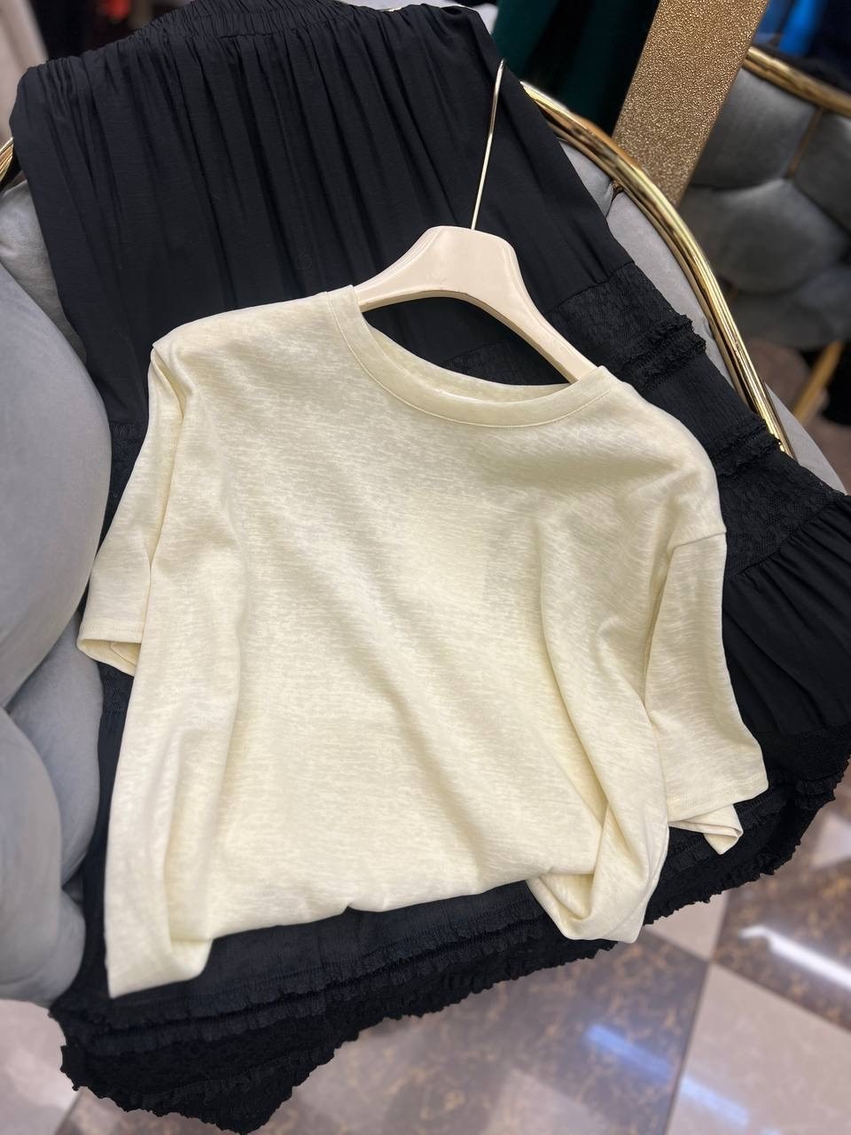 женская белая футболка,женская футболка,блуза,футболка,летняя кофта