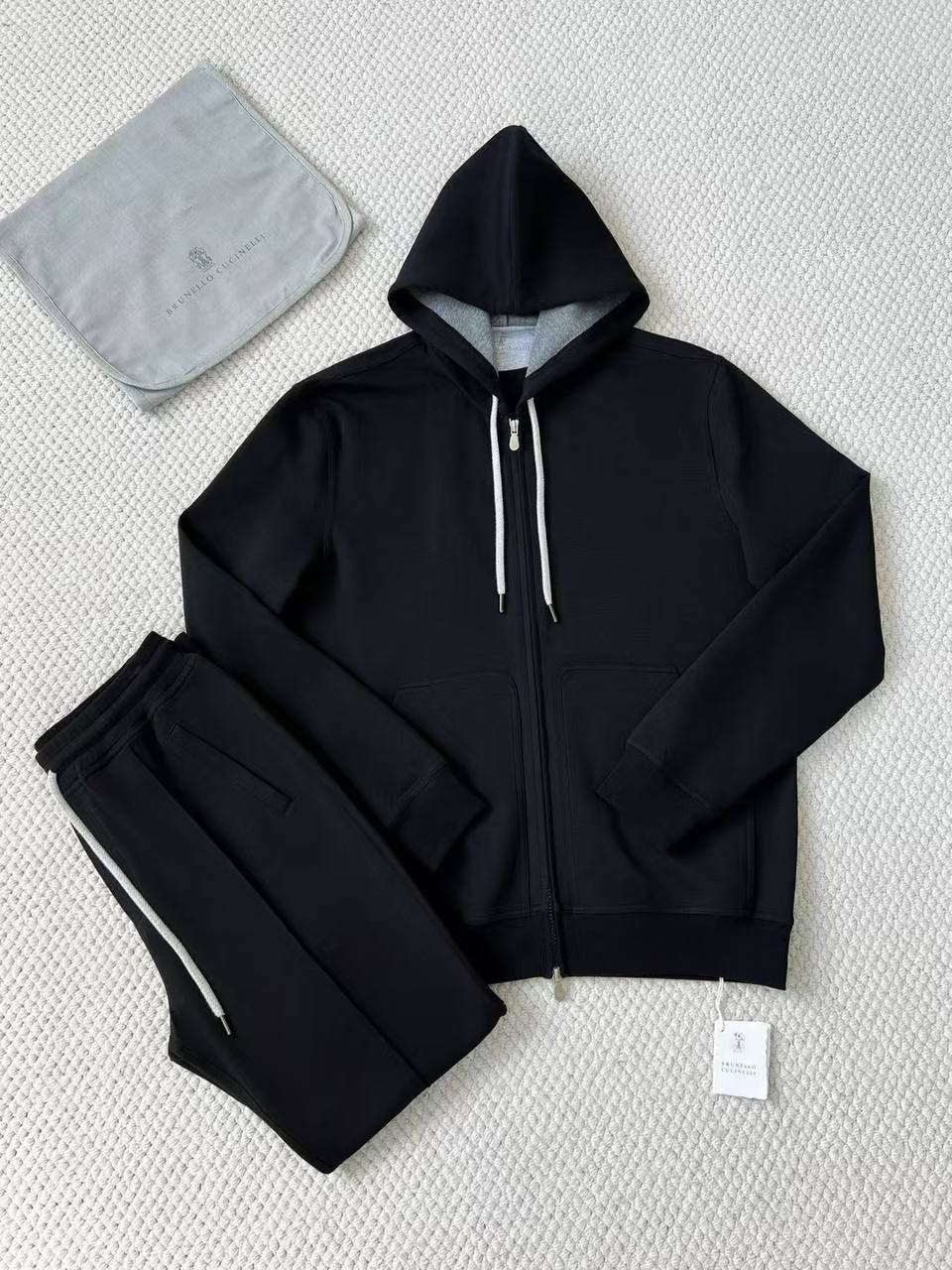 спортивный костюм brunello cucinelli,спортивный костюм мужской brunello cucinelli,brunello cucinelli костюм,спортивный костюм brunello cucinelli solomeo,brunеllо сuсinеlli спортивный костюм premium bl