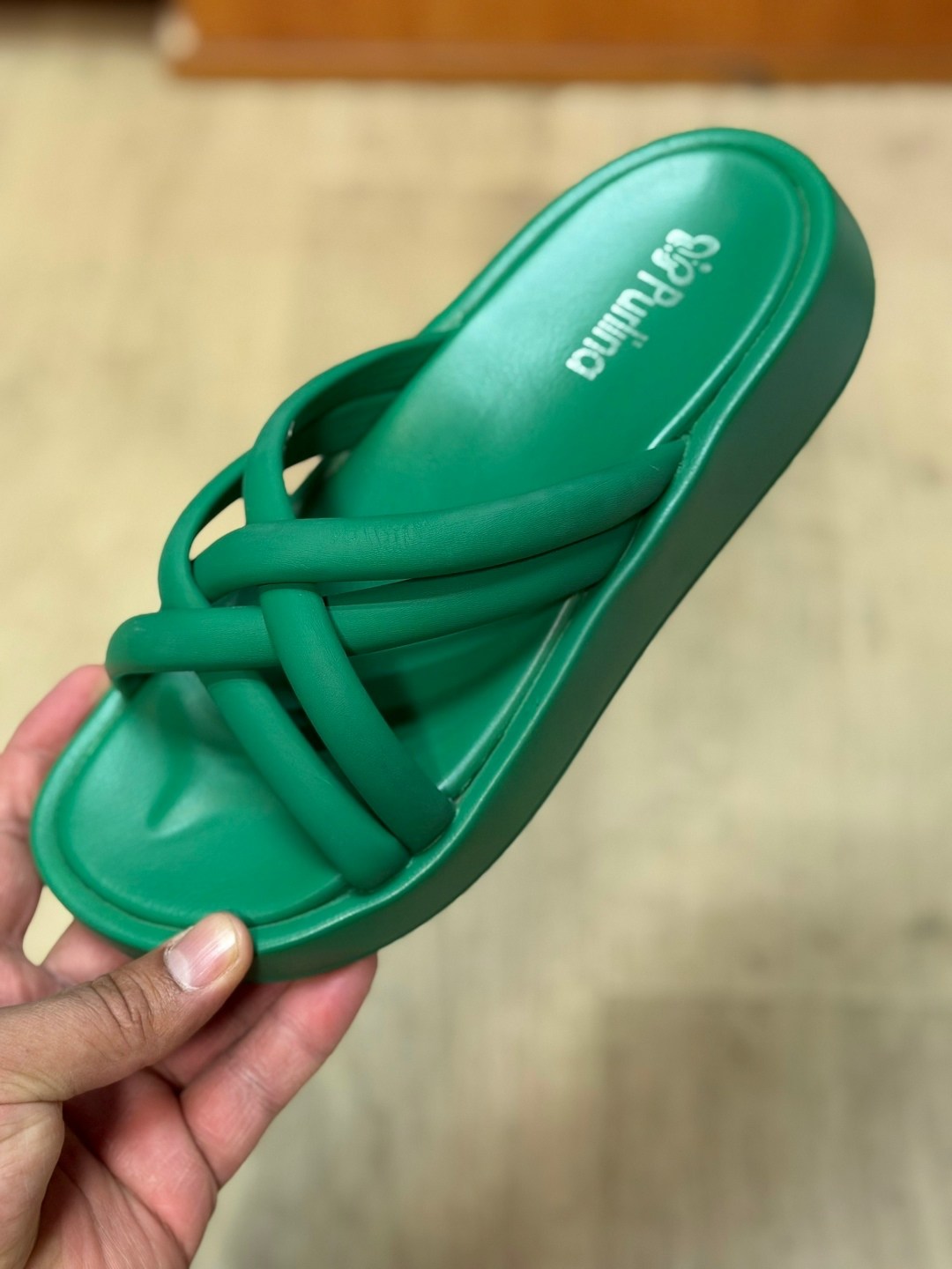 ,шлепанцы женские,шлепки женские,шлепанцы летние,сланцы женские