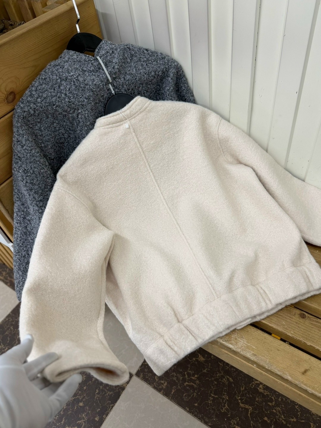 куртка бомбер,бежевый бомбер,куртка оверсайз,женская модная свободная серая теплая куртка,бежевая куртка