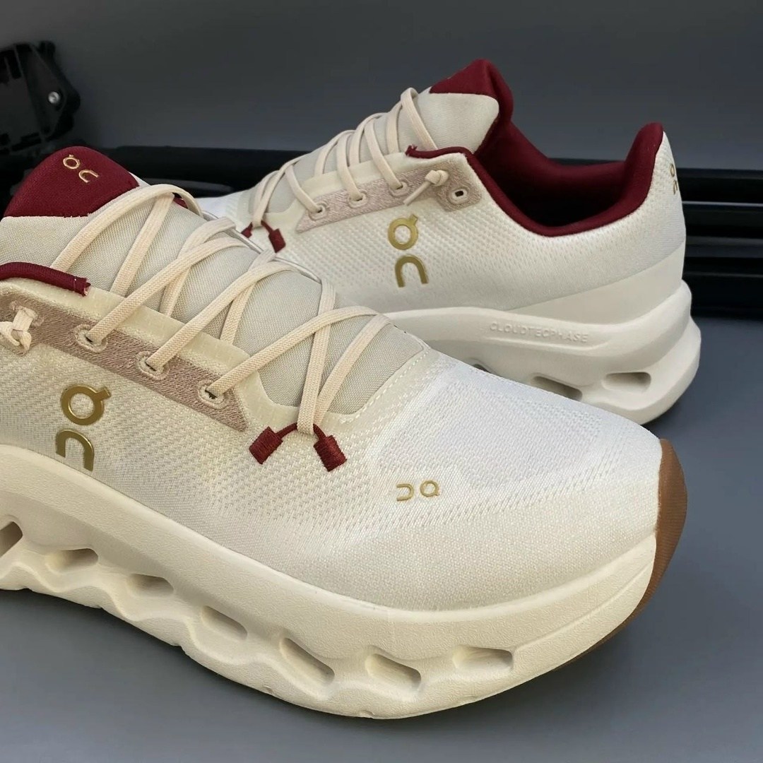 кроссовки on,спортивная ,низкие кроссовки,кроссовки женскиe,кроссовки