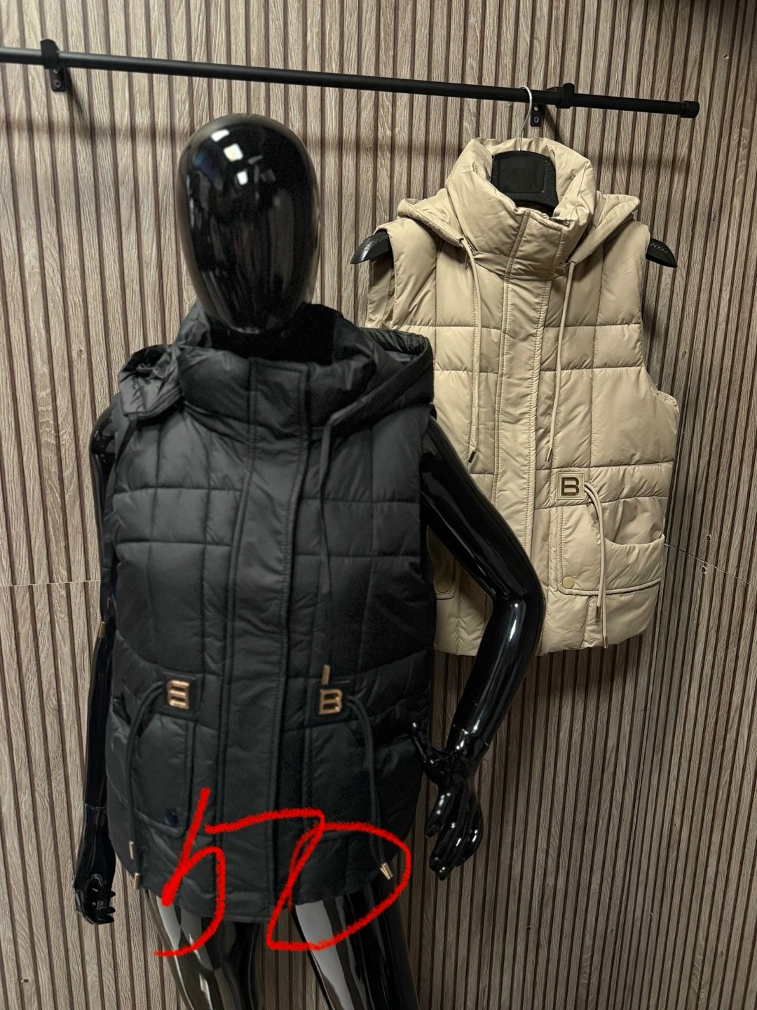 жилет burberry,жилетка барбери,двухсторонняя жилетка,утепленный жилет burberry,жилетка женская