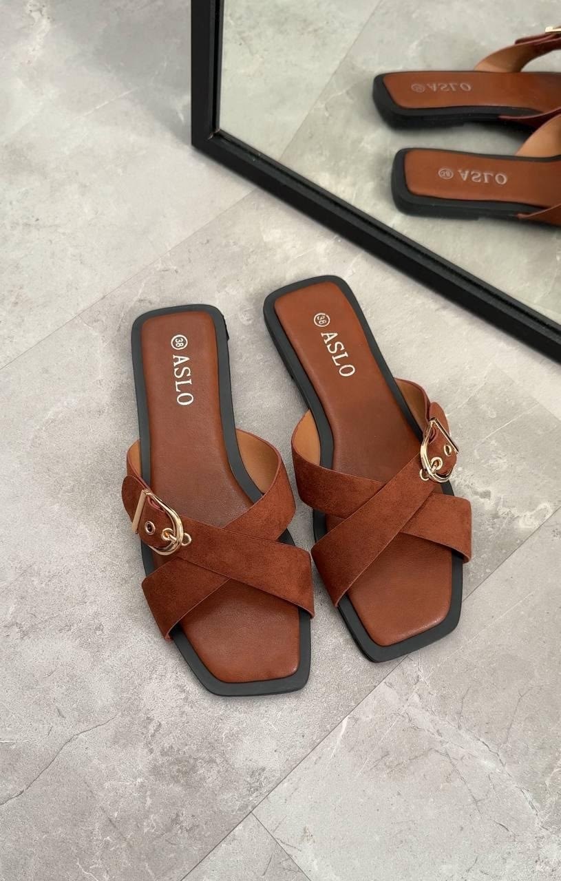 шлепанцы женские,,шлепки кожаные,модные шлепанцы,шлепанцы женские кожаные