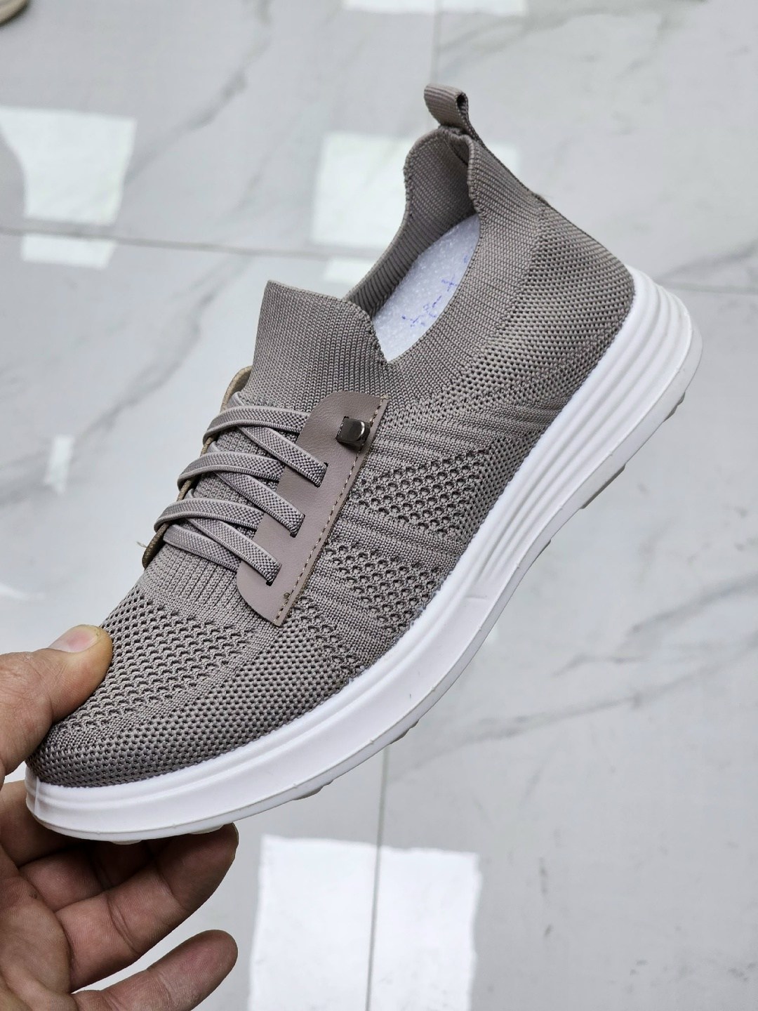 ,повседневные кроссовки,повседневная ,кроссовки удобные,кроссовки повседневная