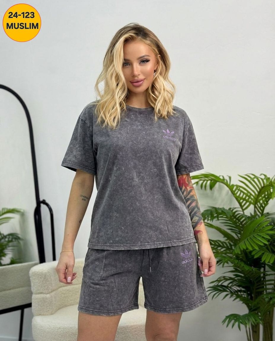 женские костюмы,стильные женские костюмы,костюм женский летний,костюм с шортам,повседневный костюм