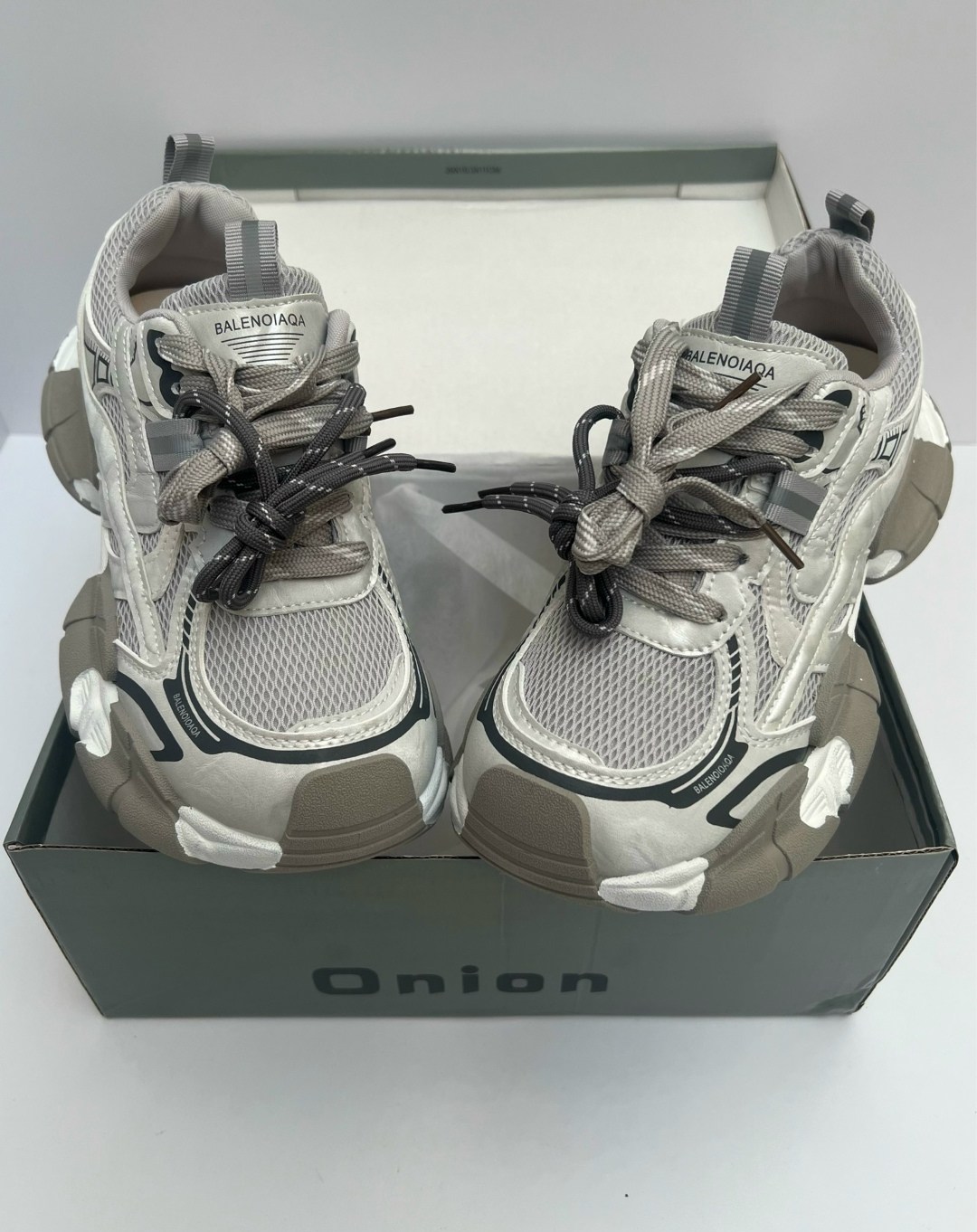 женские кроссовки,кроссовки женские balenciaga,кроссовки balenciaga,,массивные кроссовки