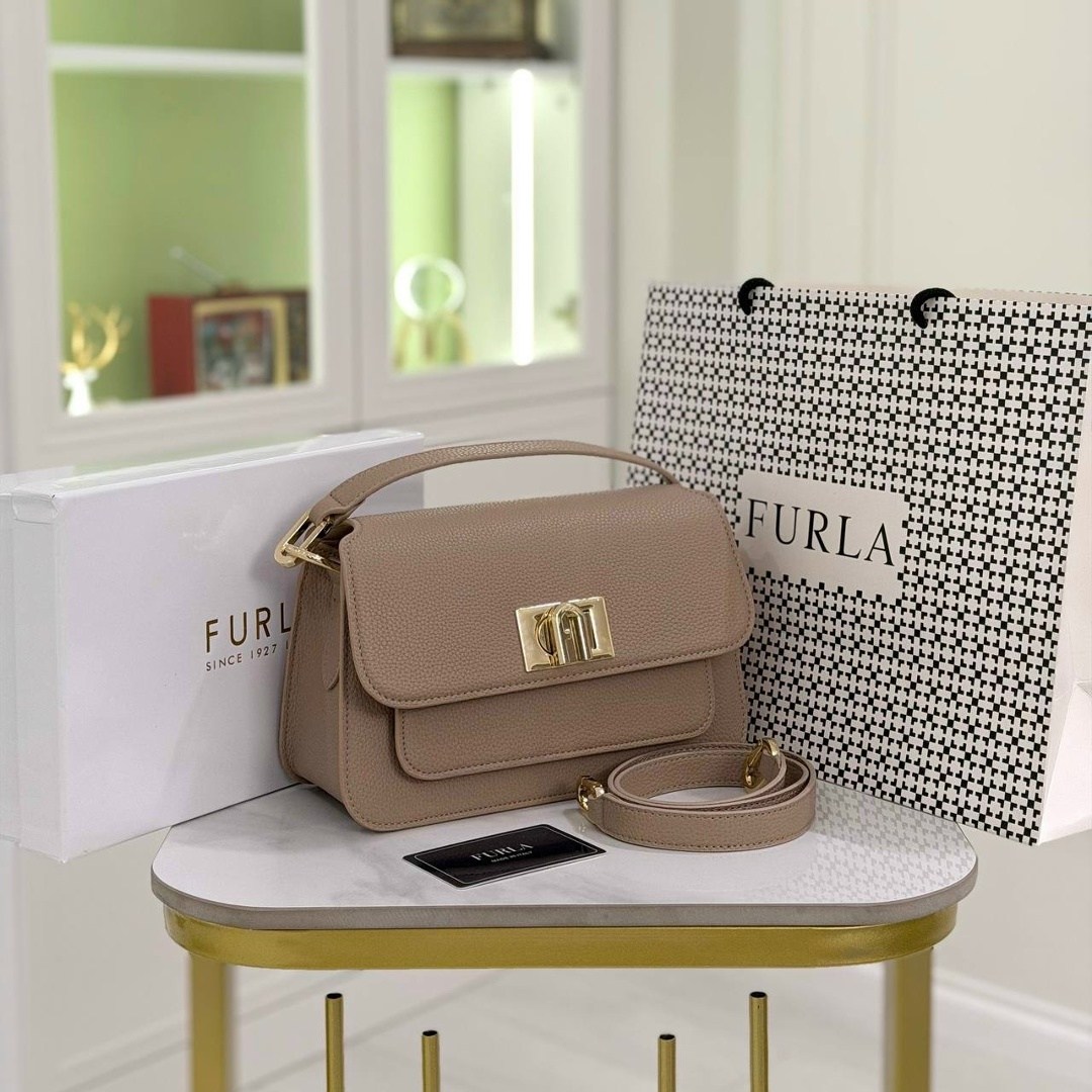 сумка furla,женская сумка furla,сумка фурла,сумка furla metropolis,сумка