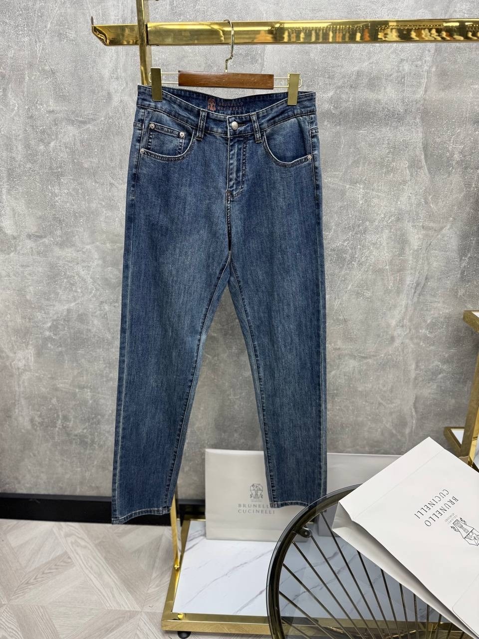 мужские джинсы,джинсы для мужчин,джинсы burberry,джинсы темные,темно синие джинсы