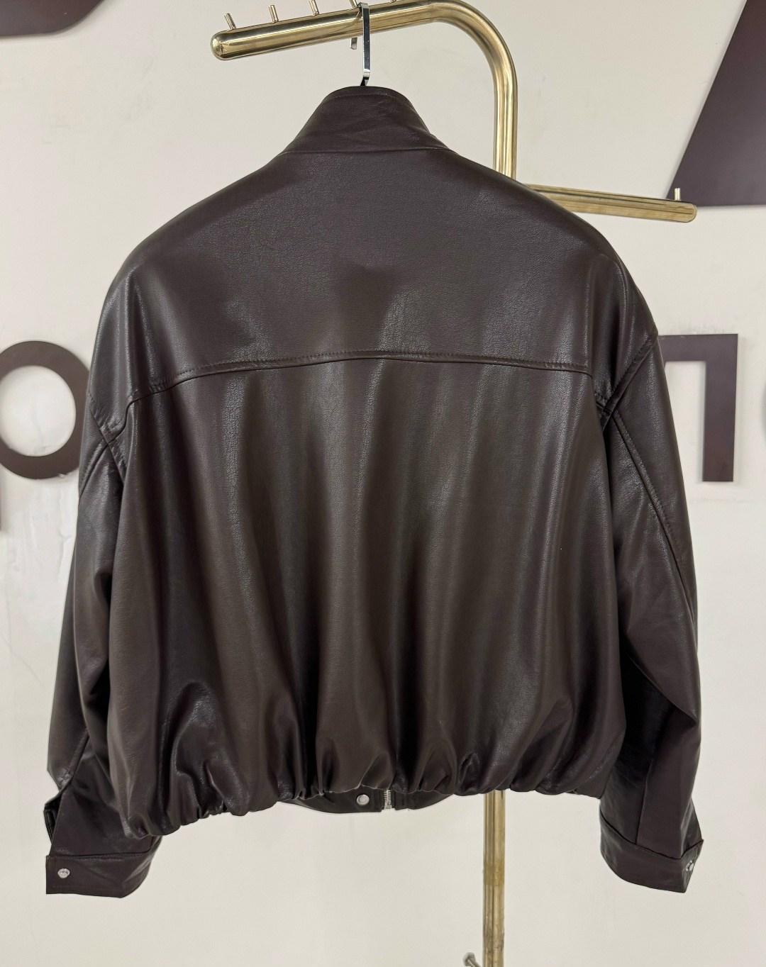 кожаная куртка,кожаная куртка brunello cucinelli,куртка женская кожаная,куртка модная,куртка бомбер