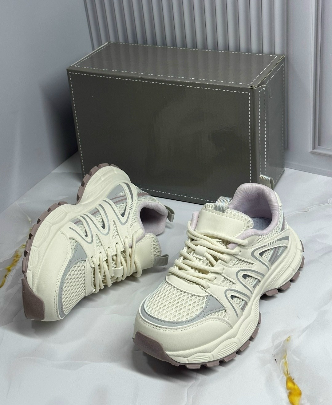 женские кроссовки,кроссовки,массивные кроссовки женские,массивные кроссовки,кроссовка