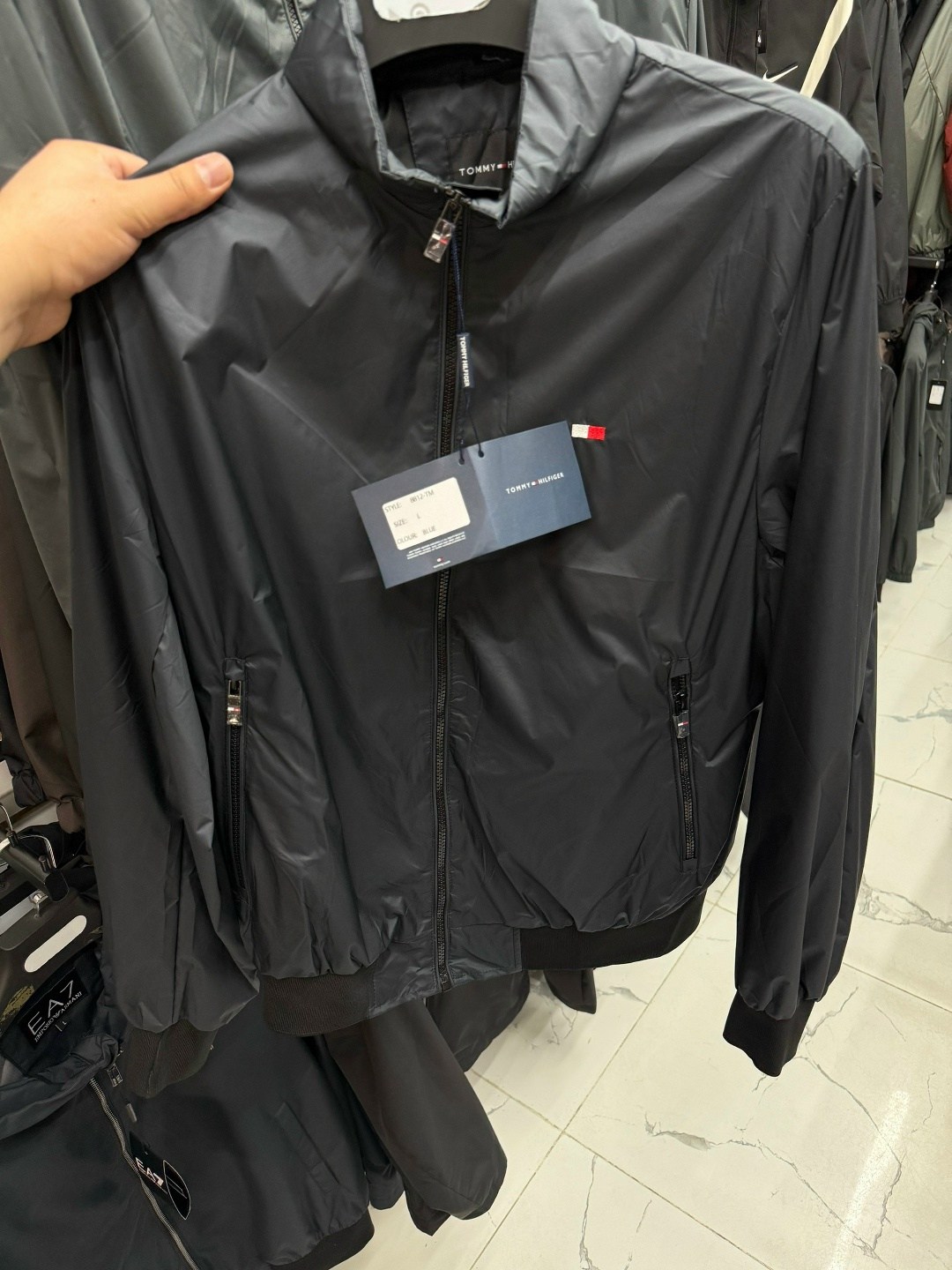 ветровка томми хилфигер мужские,куртка бомбер мужская томми хилфигер,ветровка tommy hilfiger мужская mw0mw05272,tommy hilfiger куртка мужская,ветровка tommy hilfiger ветровка