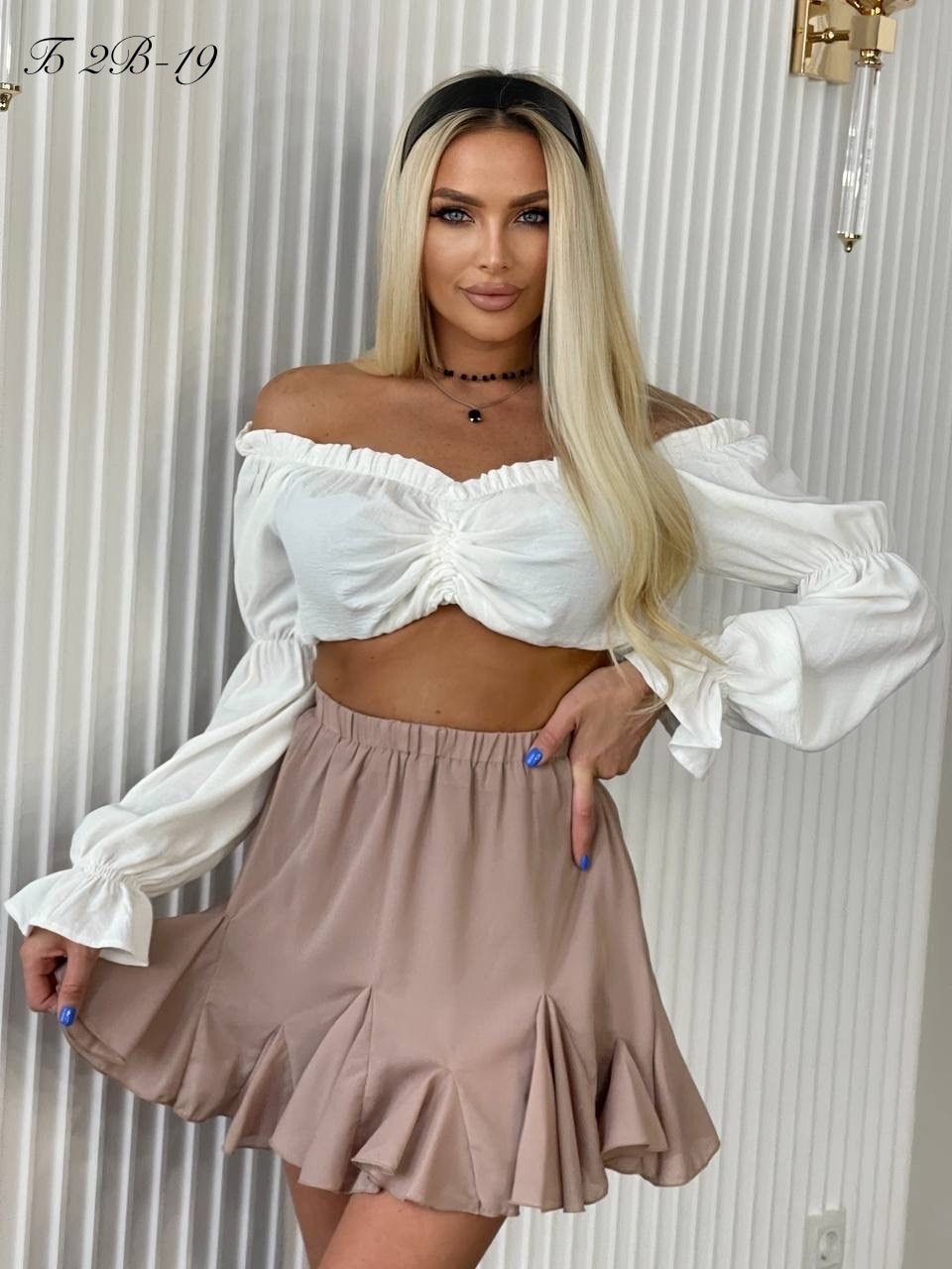 костюм с юбкой,блуза укороченная,блузка модная,костюм,женская блузка