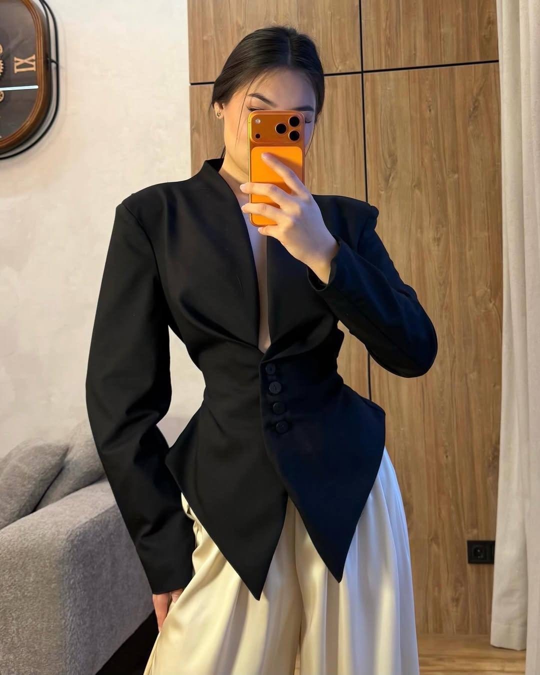 жакет стильный,жакет,жакет приталенный,деловой костюм женский,женский брючный костюм