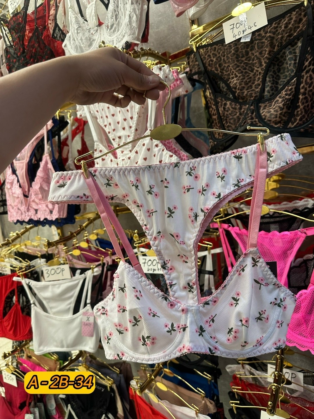 комплект нижнего белья,комплект нижнего белья женский,женская нижнее белье,белье нижнее,комплект белья женский