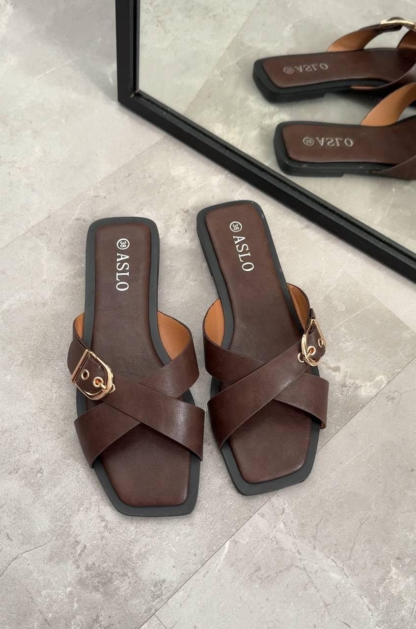 шлепанцы женские,,шлепки кожаные,модные шлепанцы,шлепанцы женские кожаные