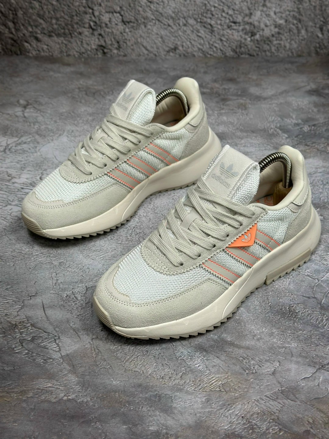 кроссовки женские adidas,кроссовки adidas,кроссовки adidas retropy,кроссовки adidas retropy e 5,кроссовки мужские adidas