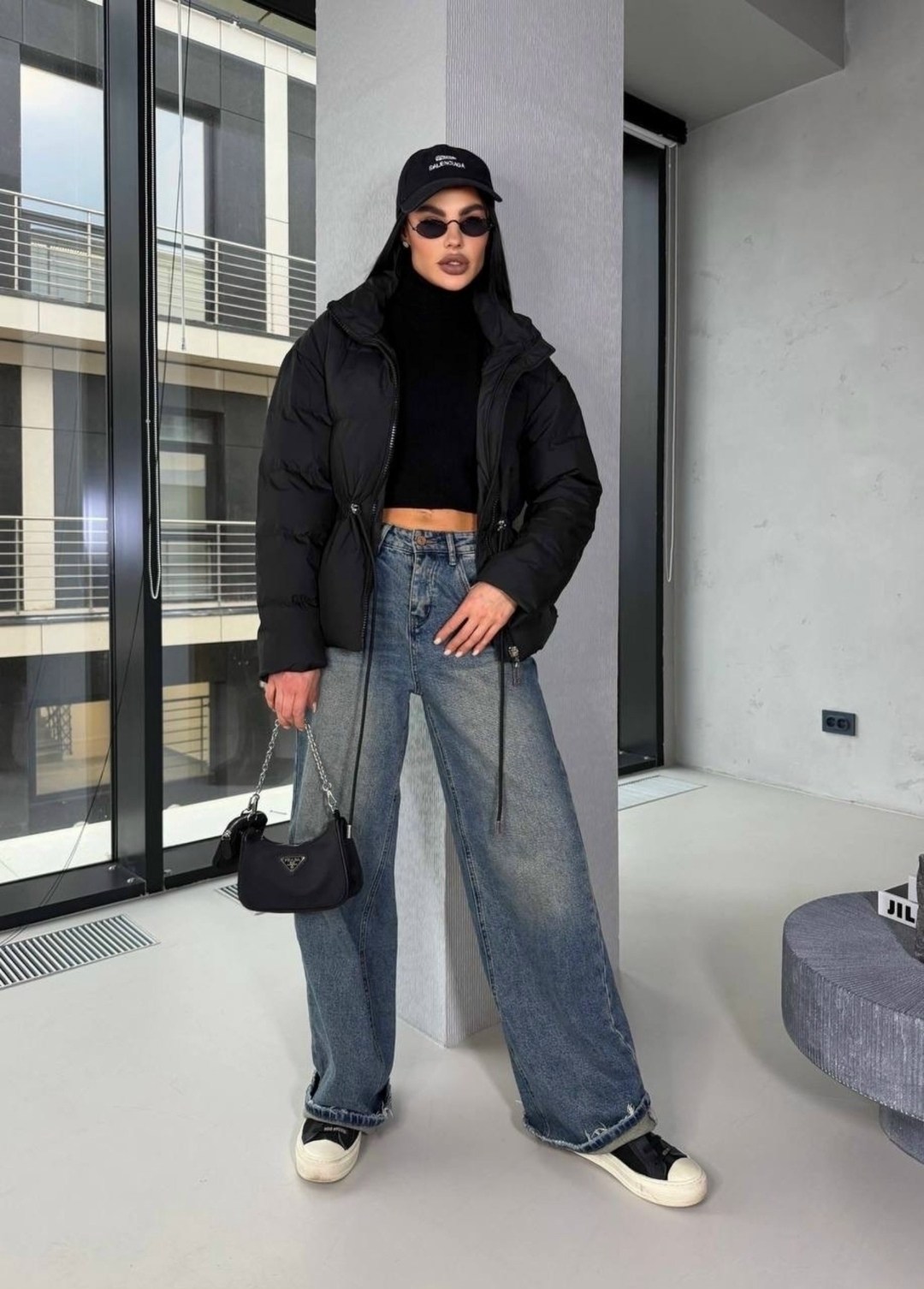 объемный пуховик,куртка стильная,куртка модная,куртка повседневная,женская зимняя куртка