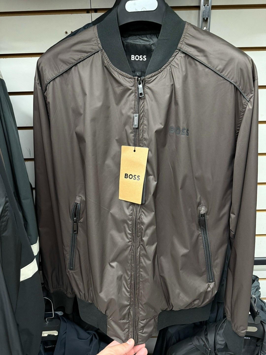 демисезонная куртка,куртка,куртка hugo boss мужская,куртка hugo boss,мужская куртк