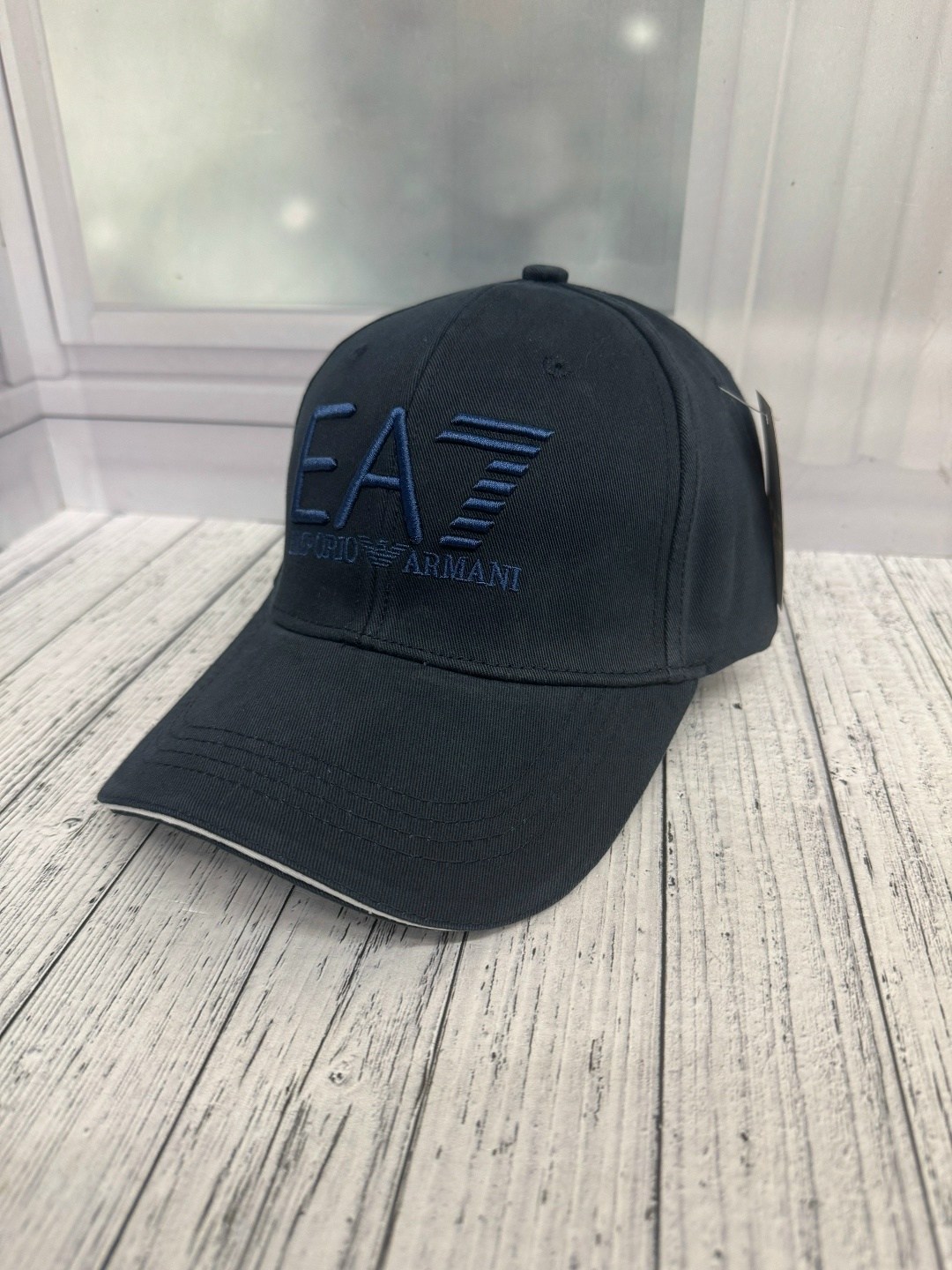 ea7 emporio armani бейсболка с вышитым логотипом черный,кепка ea7 emporio armani,бейсболки армани мужские,бейсболка ea7 мужская,бейсболка 245091 cc980 ea7 emporio armani черный