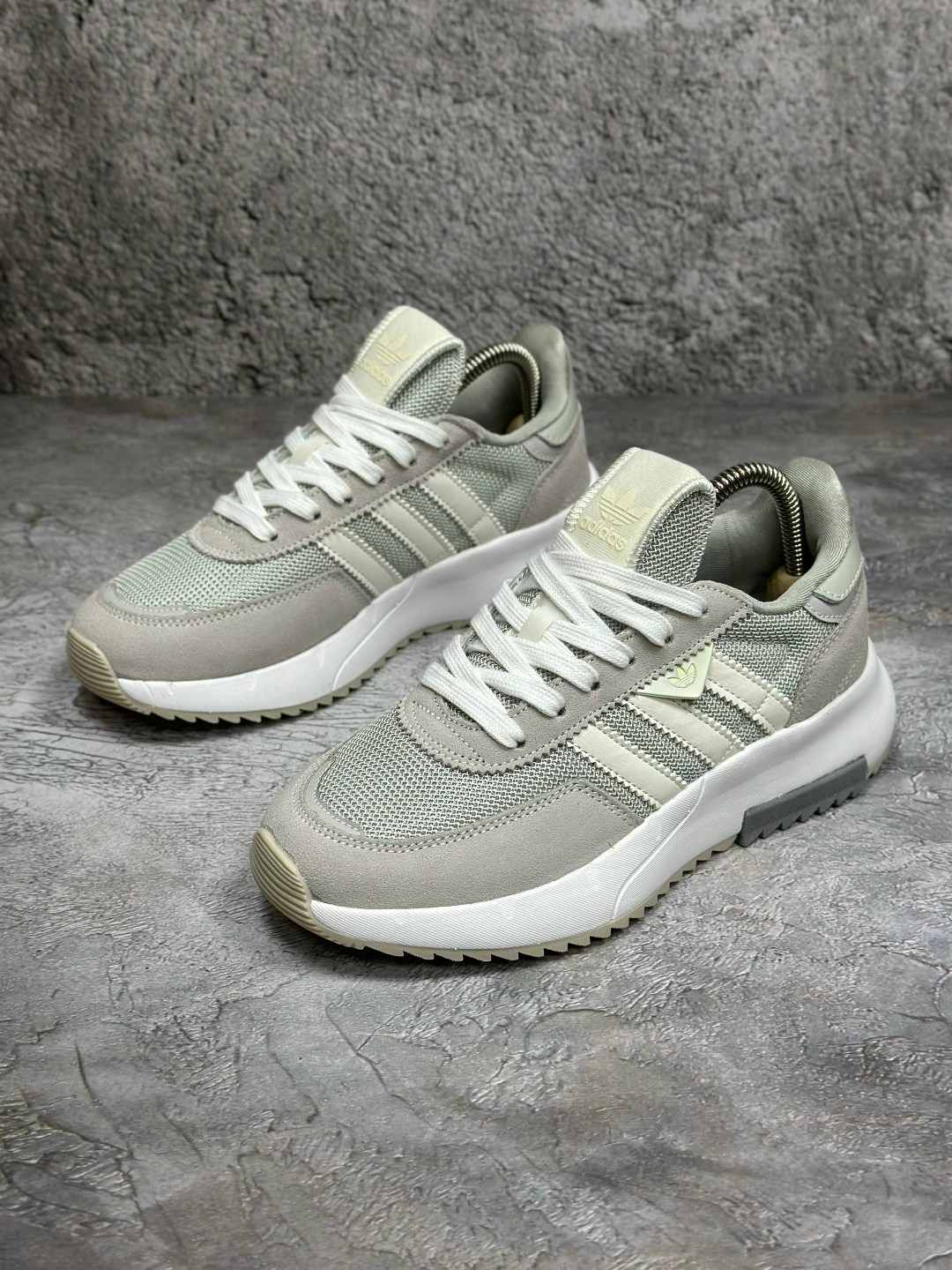 кроссовки adidas,кроссовки женские adidas,кроссовки adidas retropy,мужские кроссовки adidas,кроссовки adidas retropy e 5