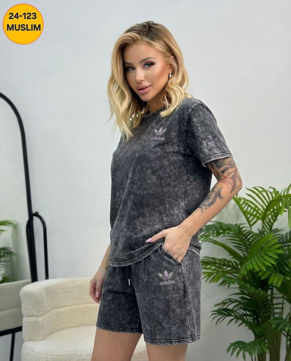 женские костюмы,стильные женские костюмы,костюм женский летний,костюм с шортам,повседневный костюм