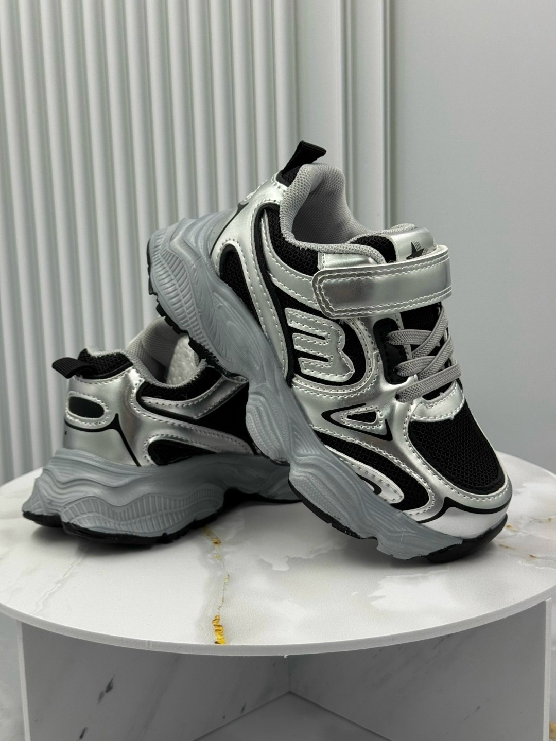 детские кроссовки,кроссовки женскиe,кроссовки,спортивная ,кроссовка