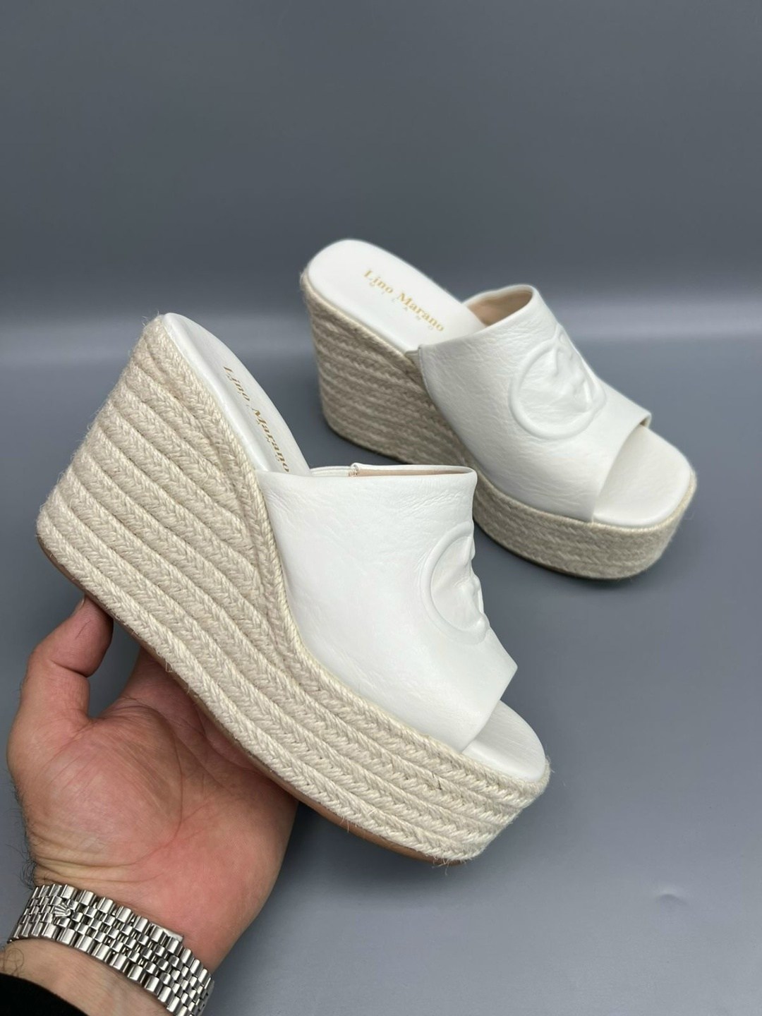 шлепки гуччи,босоножки гуччи женские 2026,шлепки шанель,женские шлепанцы,шлепки женские