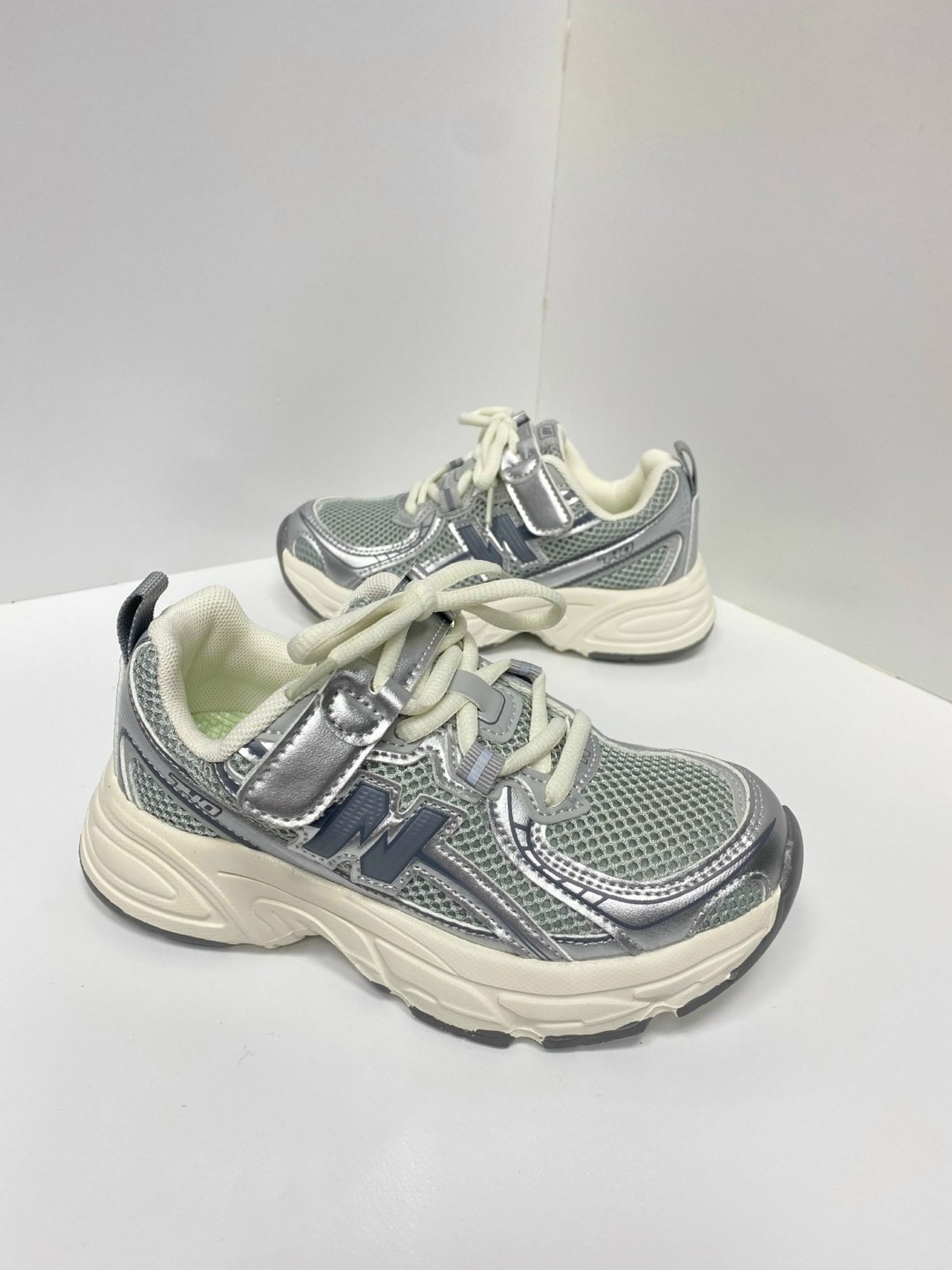 детские кроссовки,кроссовки женскиe, кроссовки,кроссовки брендовые,кроссовки для детей