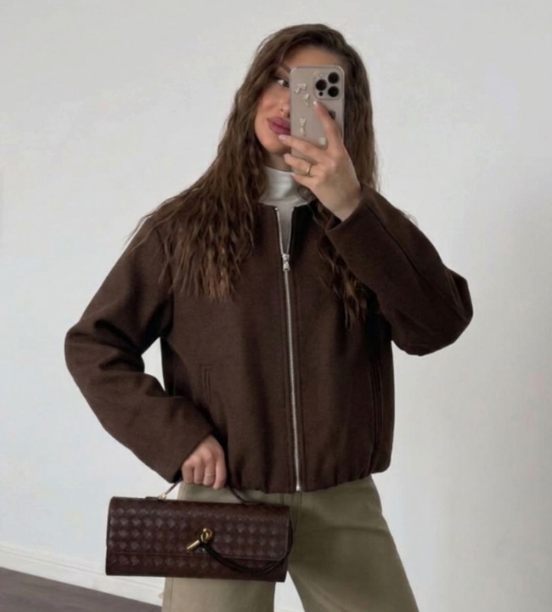 замшевая куртка,полупальто,полупальто женское,полупальто из,бежевый бомбер