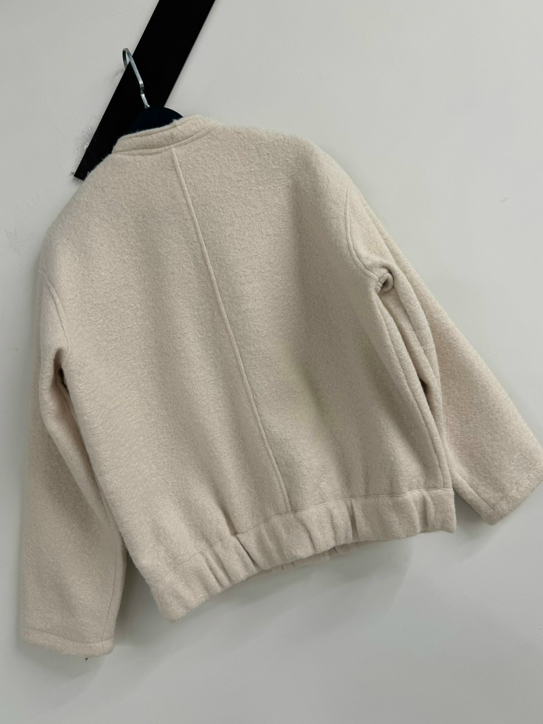 куртка бомбер,бежевый бомбер,куртка оверсайз,женская модная свободная серая теплая куртка,бежевая куртка