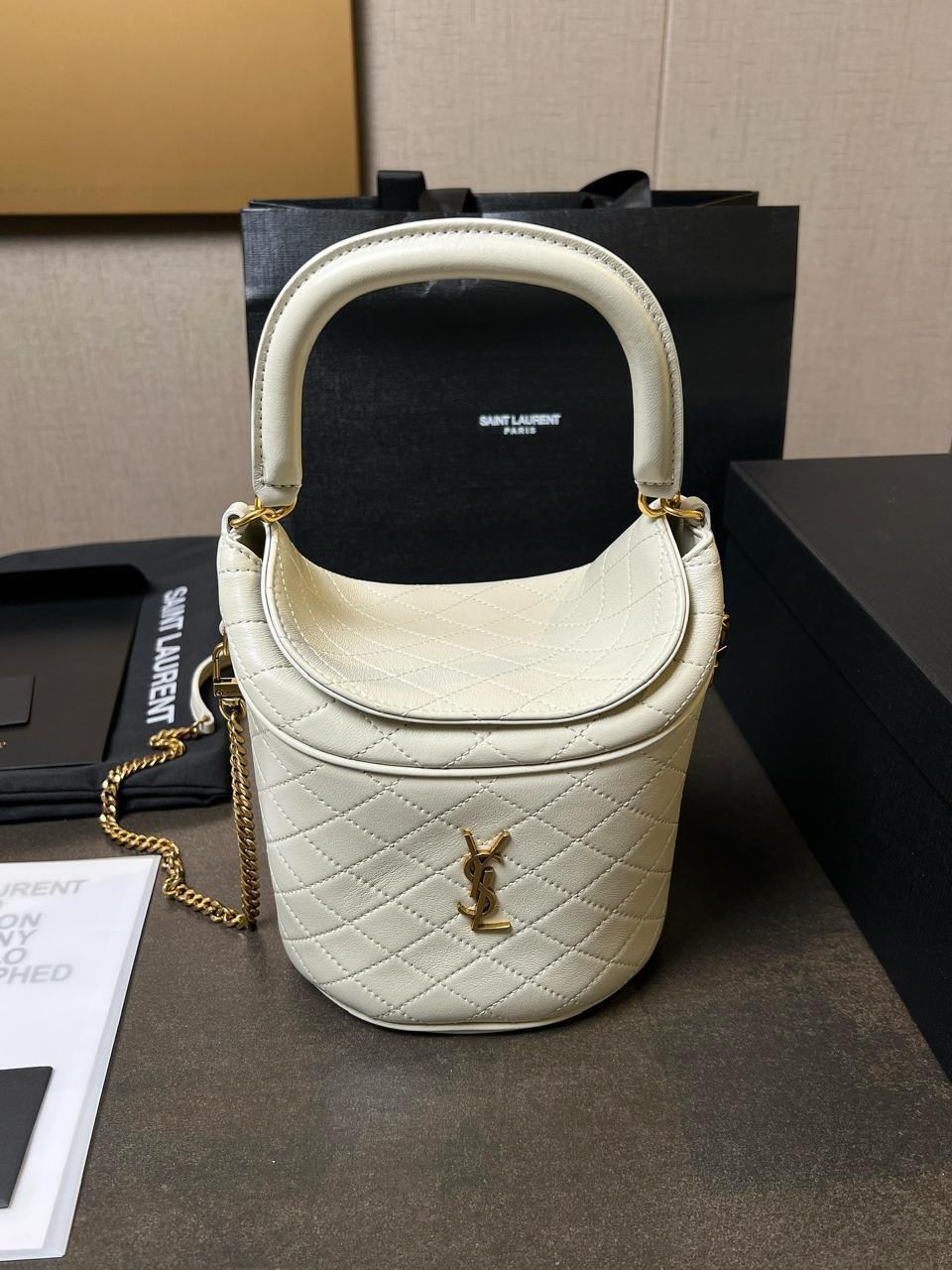 французская мода,модные джинсы,повседневный стиль,стиле кэжуал