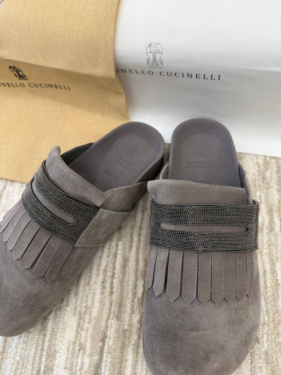замшевые шлепанцы brunello cucinelli,,шлепанцы brunello cucinelli,мюли brunello cucinelli,тапки мужские