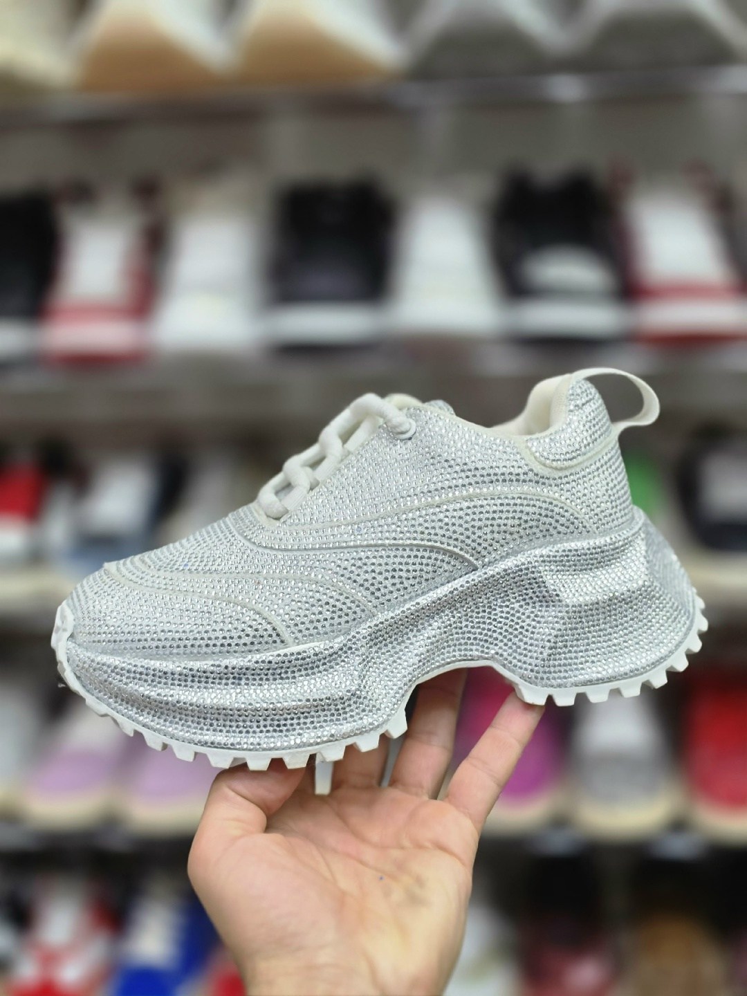 женские кроссовки,кроссовки balenciaga женские,кроссовки модные,кроссовки,кроссовки массивные