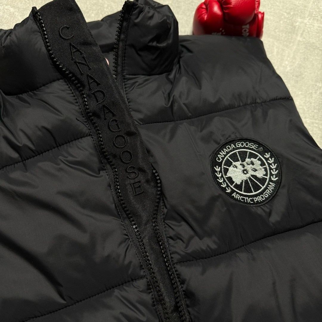 жилет canada goose,жилет canada goose мужской синий,жилет canada goose мужской,пуховой жилет,canada goose мужской тёмно-синий жилет garson vest