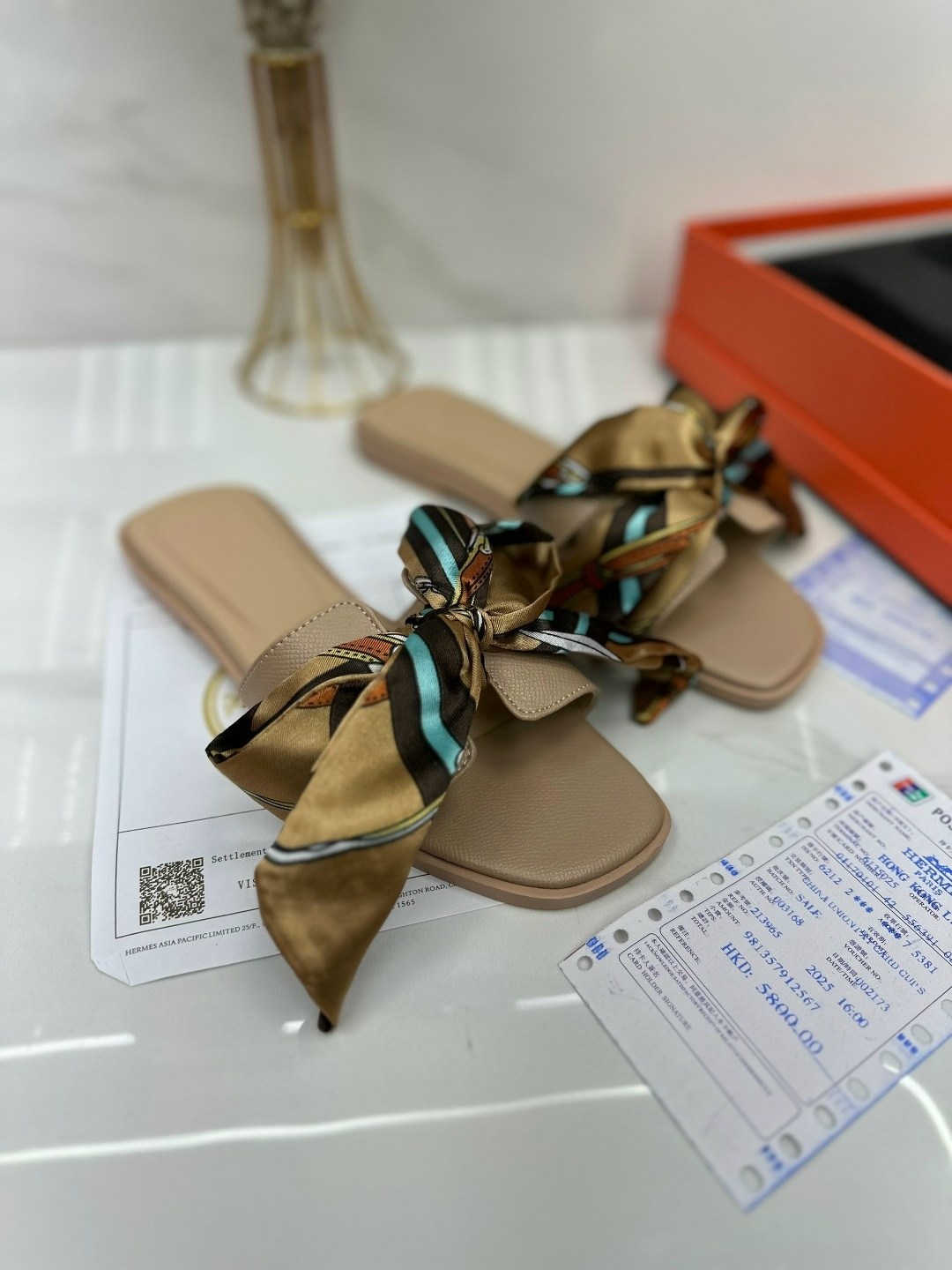 ,шлепки гермес женские 2026,шлепки hermes женские,шлепанцы женские,шлепки гермес женские черные