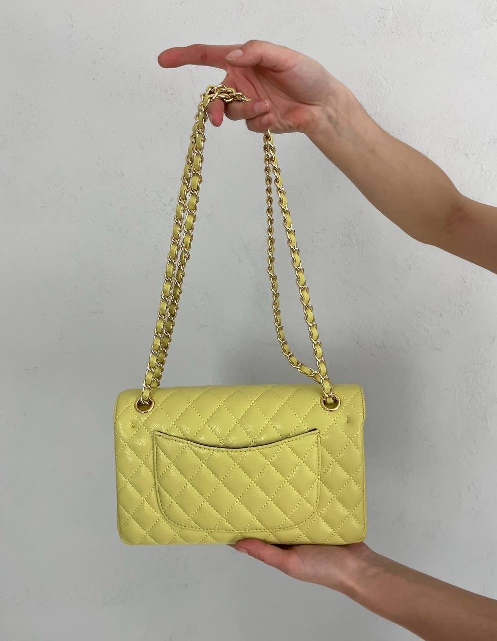 chanel bag,сумка chanel,сумка шанель,chanel classic flap bag,шанель желтая