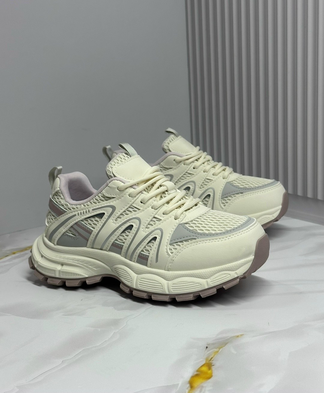 женские кроссовки,кроссовки,массивные кроссовки женские,массивные кроссовки,кроссовка