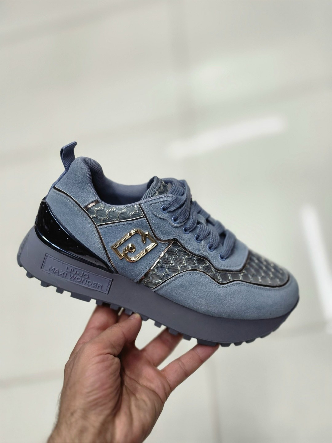 ,кроссовки женскиe,кроссовки женские liu jo,кроссовки liu jo,кроссовки для женщин