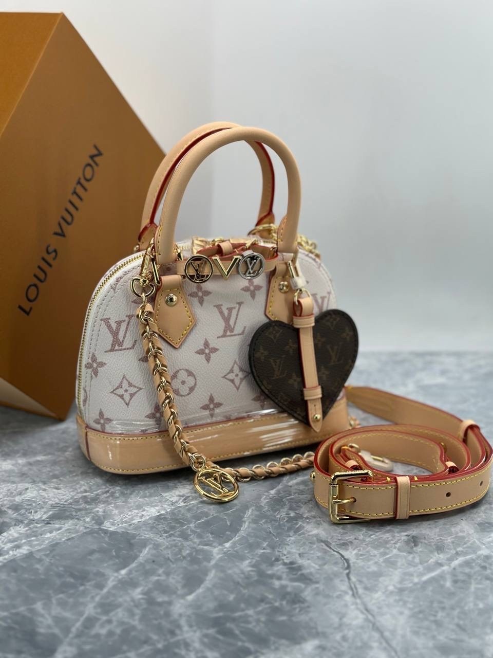 louis vuitton alma bb,маленькие сумки луи витон,сумка луи виттон,louis vuitton женская сумка,сумка луи виттон альма